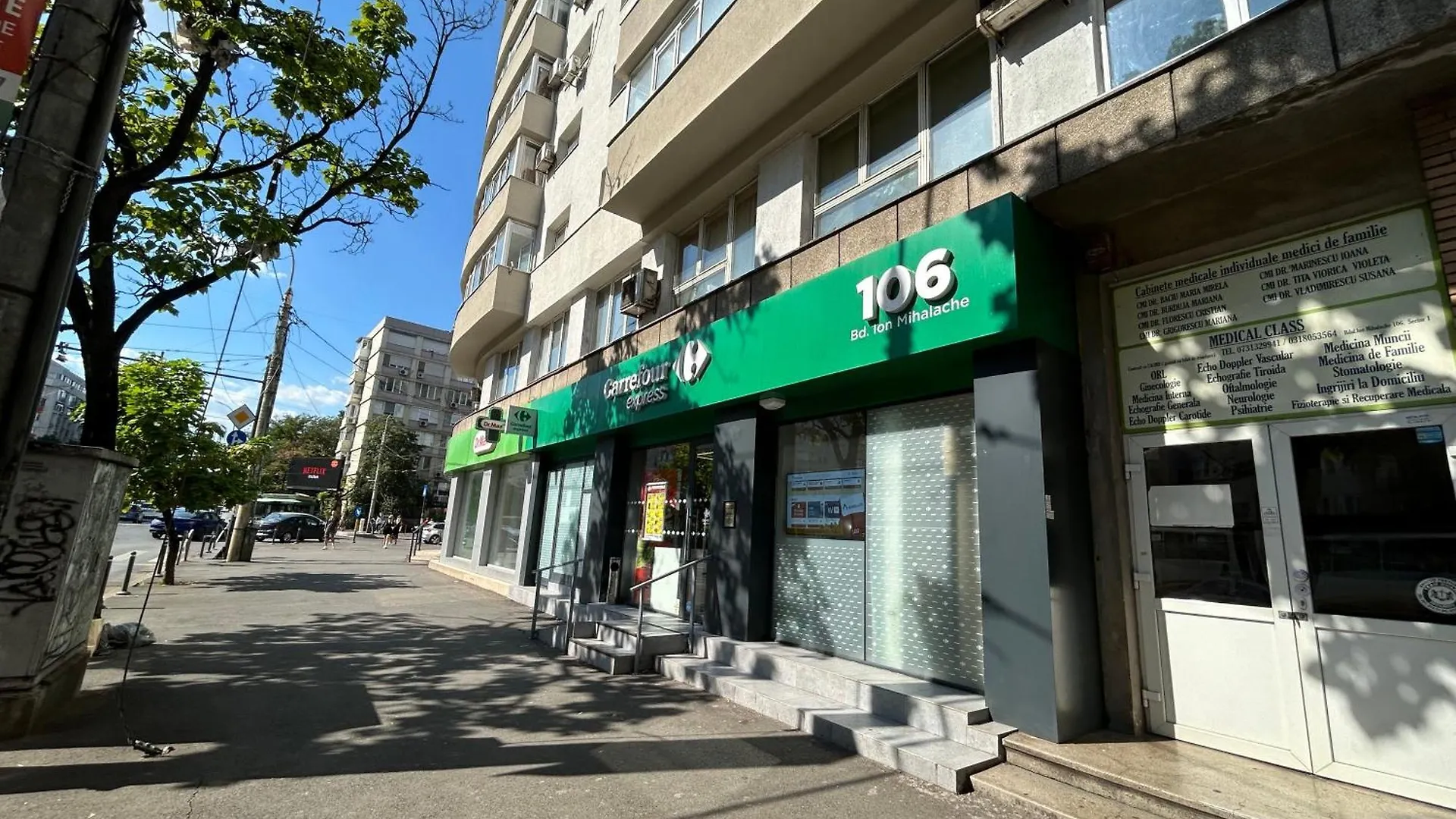 Luxury & Cosy - Infinit Apartments 부쿠레슈티 0*,  루마니아