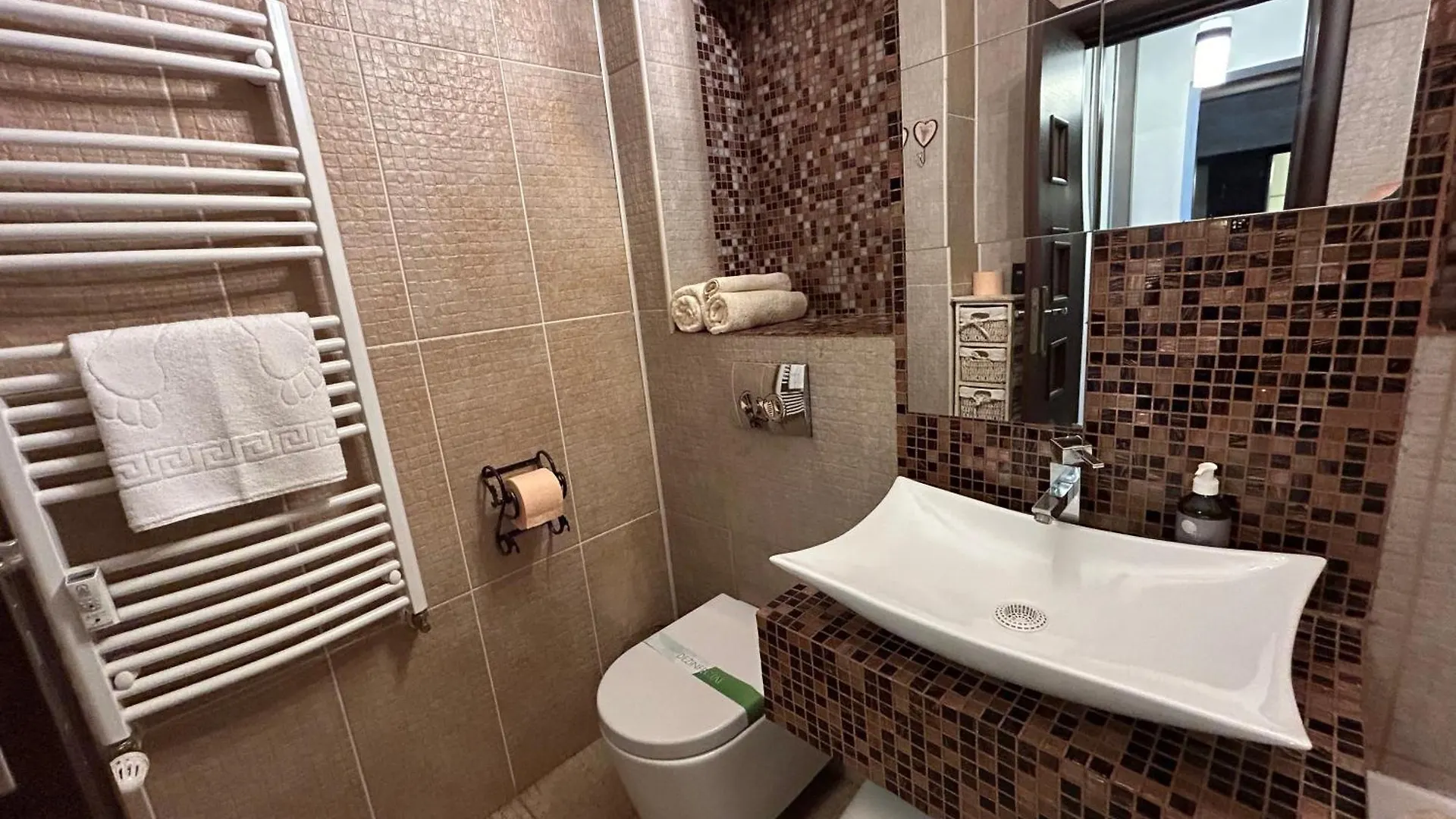 Luxury & Cosy - Infinit Apartments Bucarest