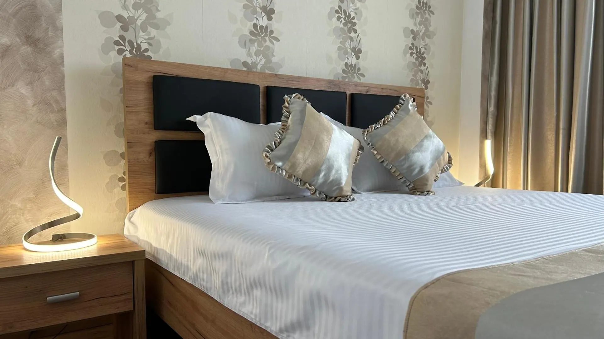 Luxury & Cosy - Infinit Apartments Bucarest