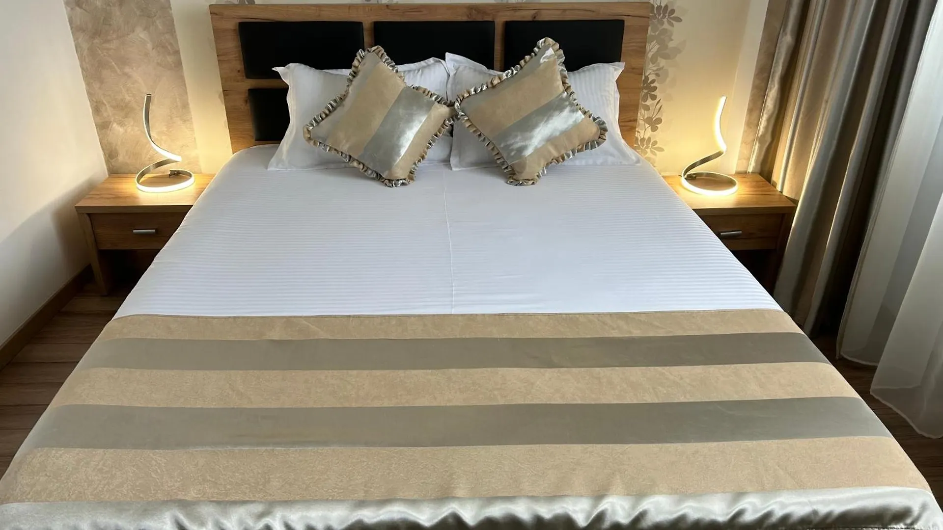 Luxury & Cosy - Infinit Apartments Bukurešť